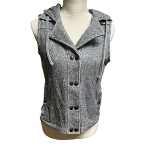 COLDWATER Creek Women's Gray Knit Double Snap Hooded Vest Sz Small Pockets